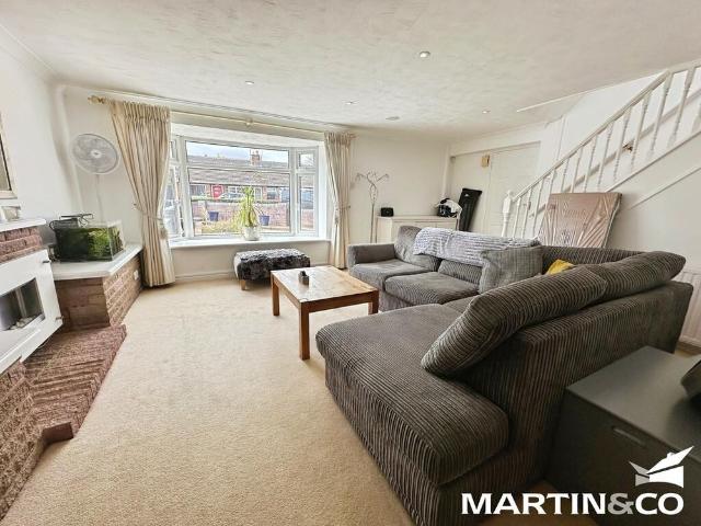 3 bedroom semi detached house to rent