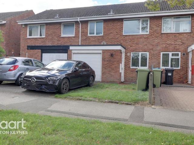 3 bedroom semi detached house to rent