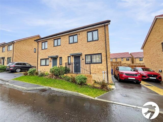 3 bedroom semi detached house to rent