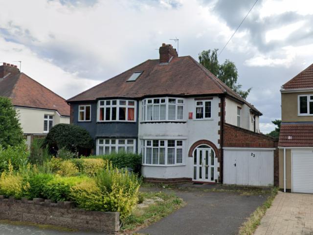 3 bedroom semi detached house to rent