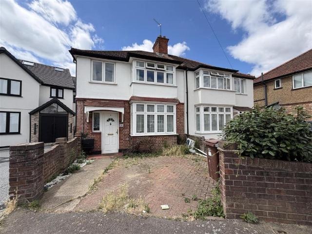 3 bedroom semi detached house to rent