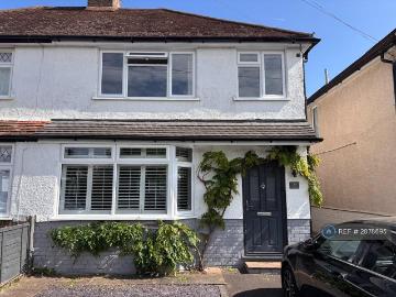3 bedroom semi detached house to rent