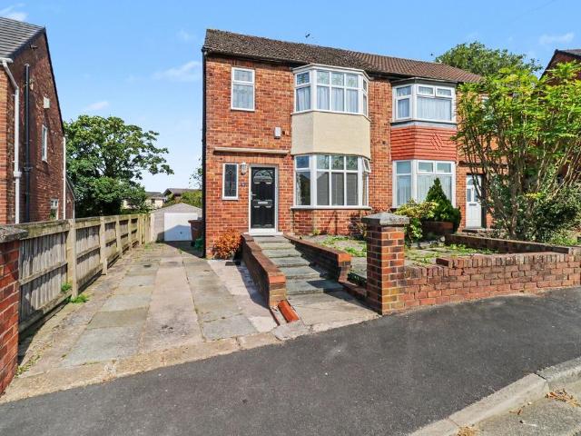 3 bedroom semi detached house to rent