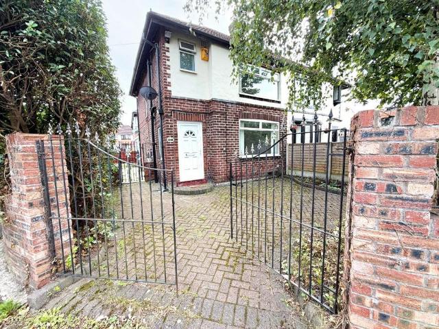 3 bedroom semi detached house to rent