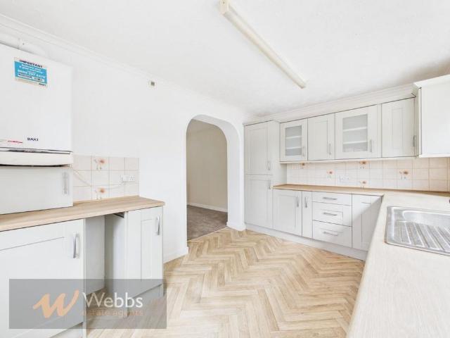 3 bedroom semi detached house to rent
