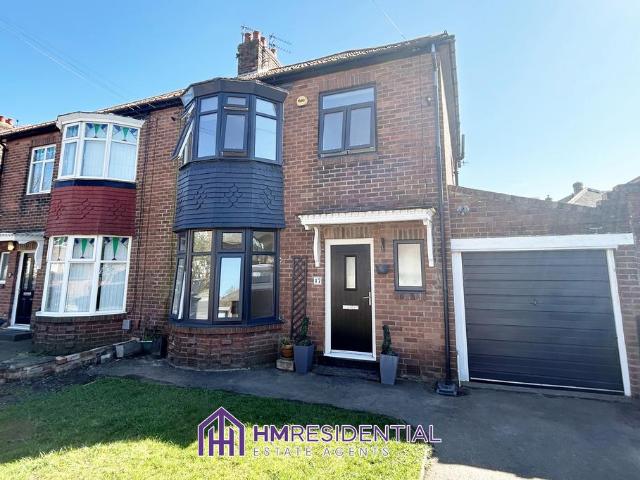 3 bedroom semi detached house to rent