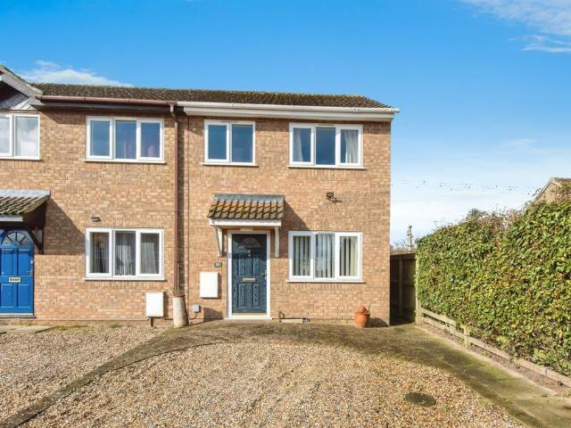 3 bedroom semi detached house to rent
