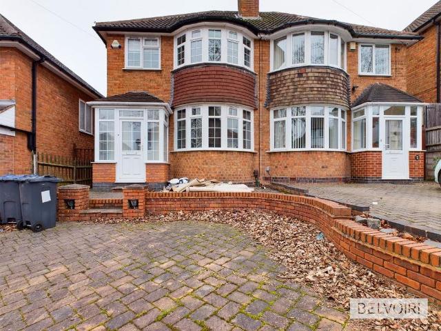 3 bedroom semi detached house to rent