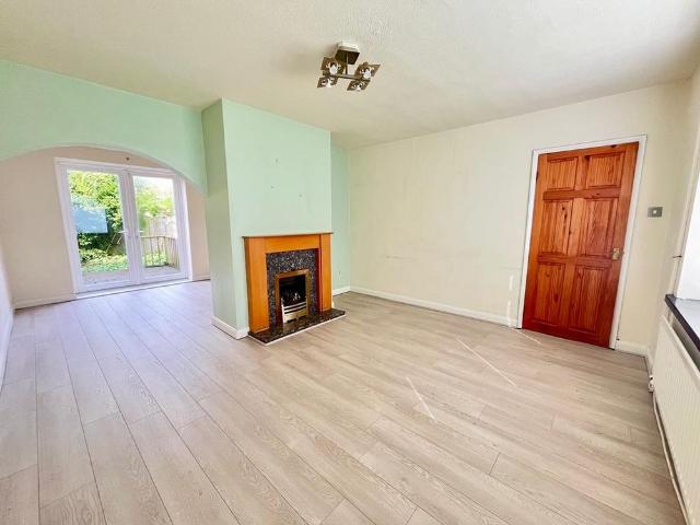 3 bedroom semi detached house to rent