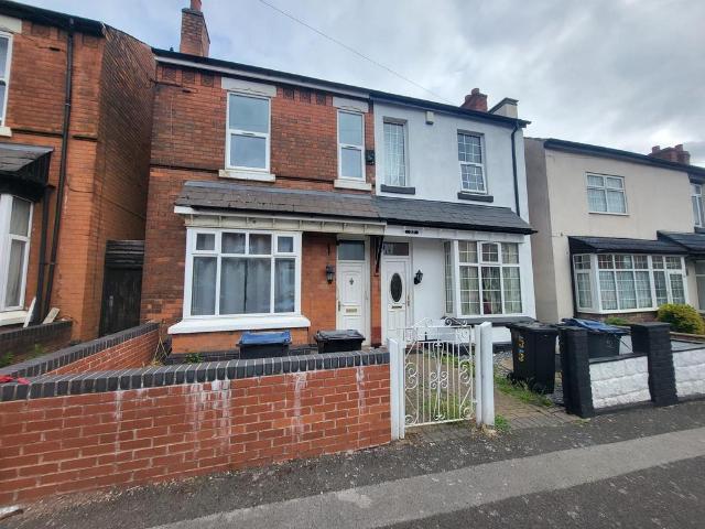 3 bedroom semi detached house to rent