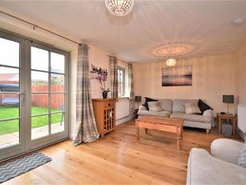 3 bedroom semi detached house to rent