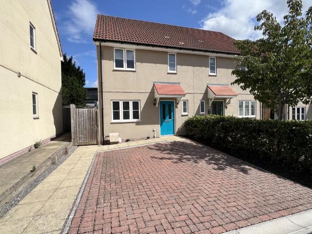 3 bedroom semi detached house to rent