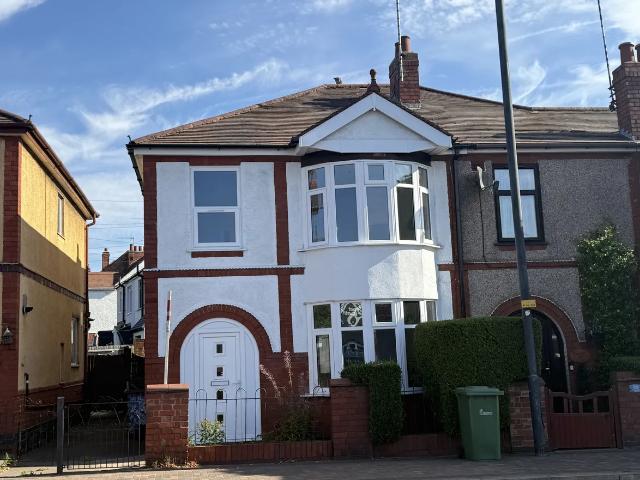 3 bedroom semi detached house to rent