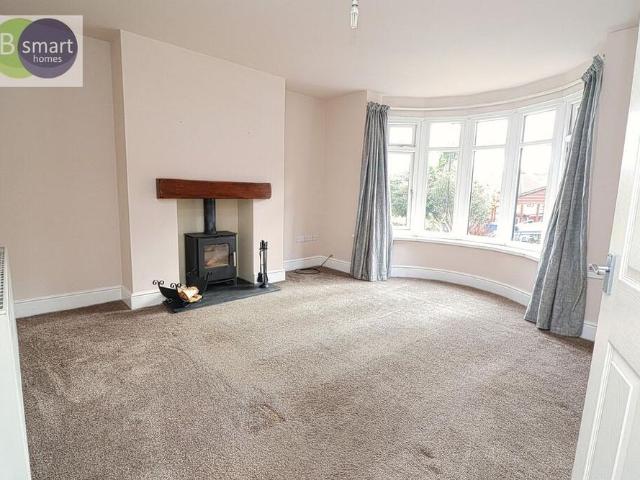 3 bedroom semi detached house to rent
