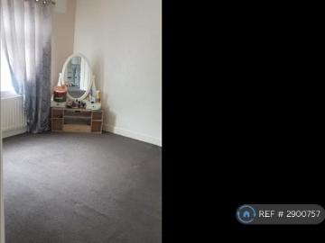 Dudley, West Midlands, Midlands - Garden