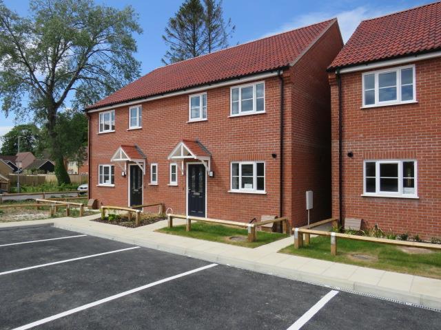 3 bedroom semi detached house to rent