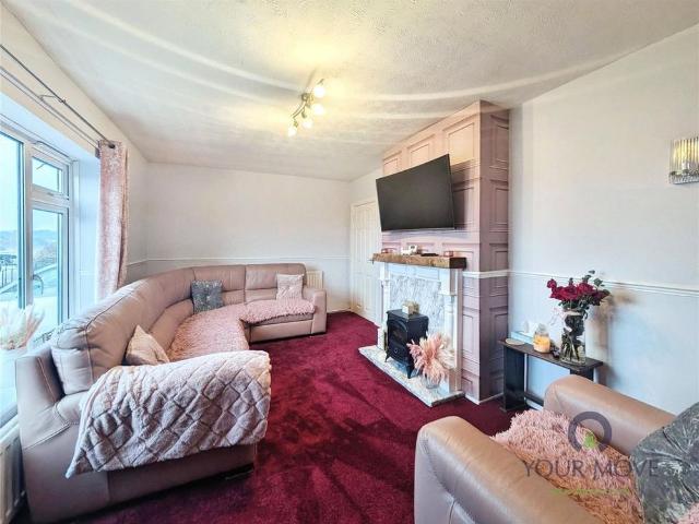 3 bedroom semi detached house to rent