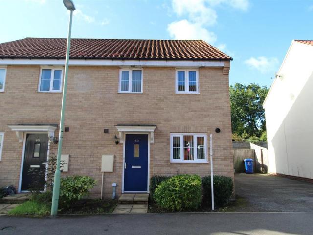 3 bedroom semi detached house to rent