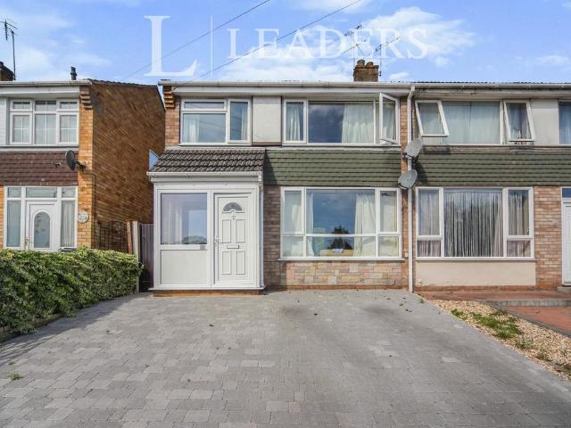 3 bedroom semi detached house to rent