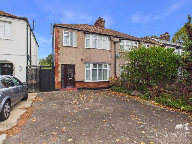 3 bedroom semi detached house to rent