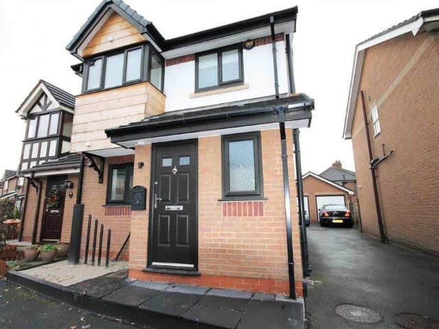 3 bedroom semi detached house to rent