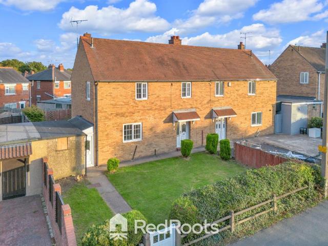 3 bedroom semi detached house to rent