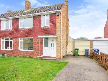House to rent in SN11 - Garden