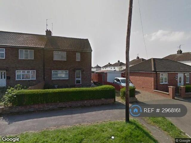 3 bedroom semi detached house to rent