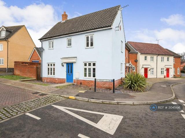 3 bedroom semi detached house to rent