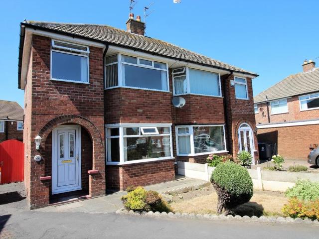 3 bedroom semi detached house to rent
