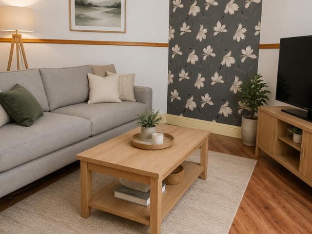 3 bedroom semi detached house to rent