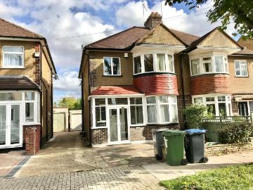 3 bedroom semi detached house to rent