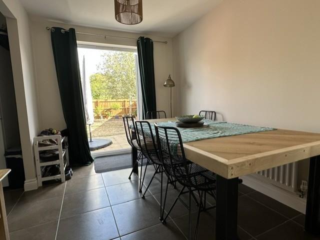 3 bedroom semi detached house to rent
