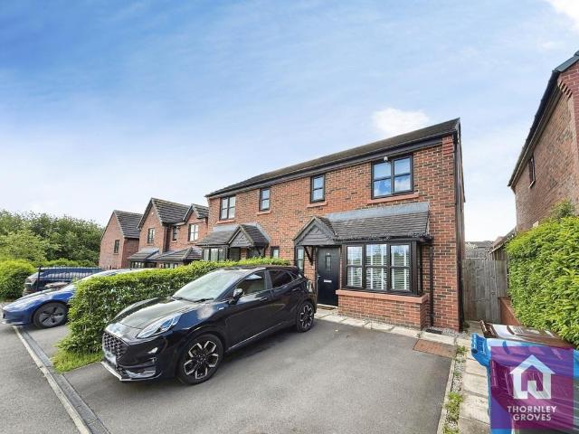 3 bedroom semi detached house to rent