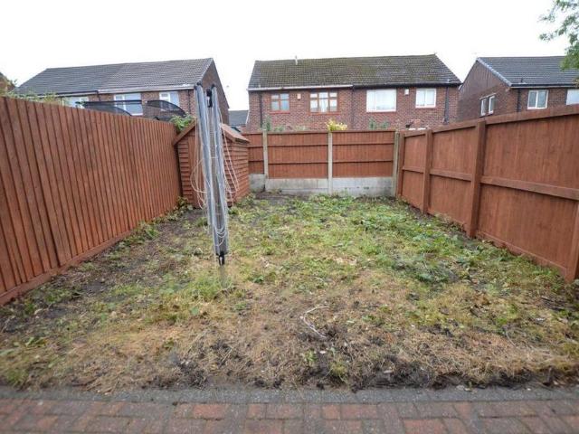 3 bedroom semi detached house to rent