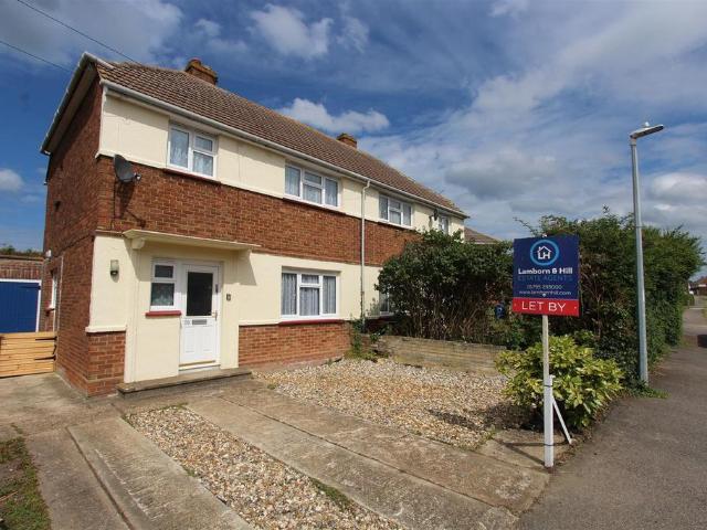 3 bedroom semi detached house to rent