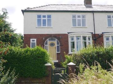 3 bedroom semi detached house to rent