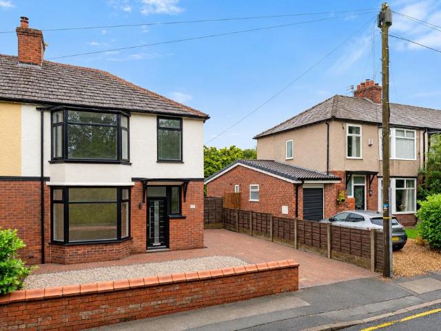 3 bedroom semi detached house to rent