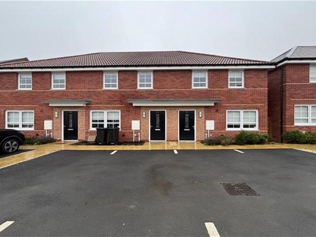 3 bedroom semi detached house to rent