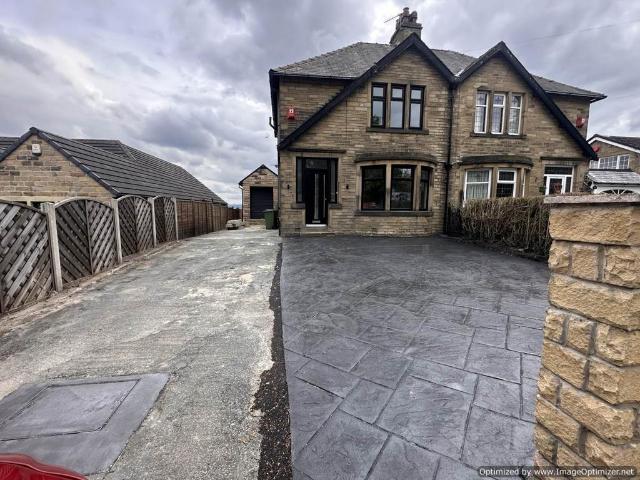3 bedroom semi detached house to rent