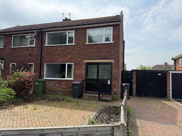 3 bedroom semi detached house to rent