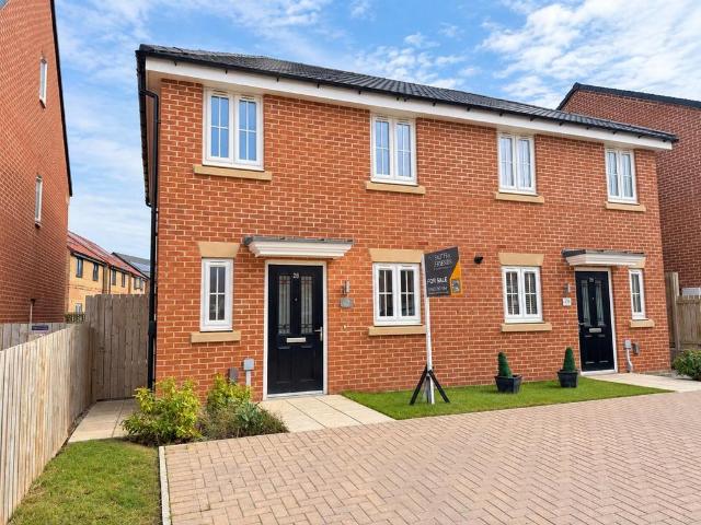 3 bedroom semi detached house for sale