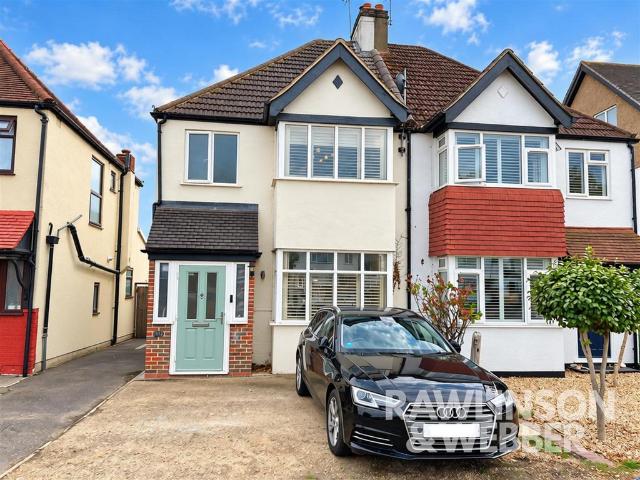 3 bedroom semi detached house for sale