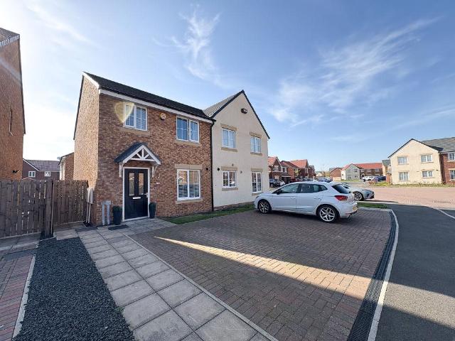 3 bedroom semi detached house for sale