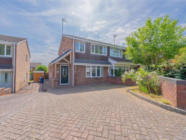 3 bedroom semi detached house for sale
