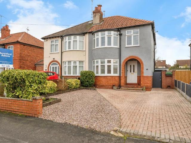3 bedroom semi detached house for sale