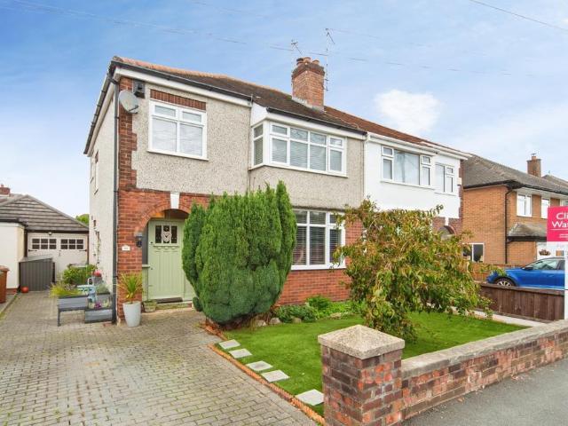 3 bedroom semi detached house for sale
