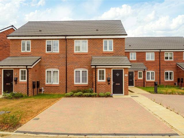 3 bedroom semi detached house for sale