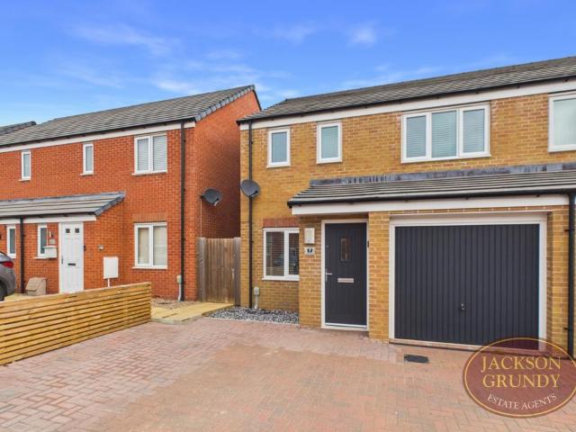 3 bedroom semi detached house for sale