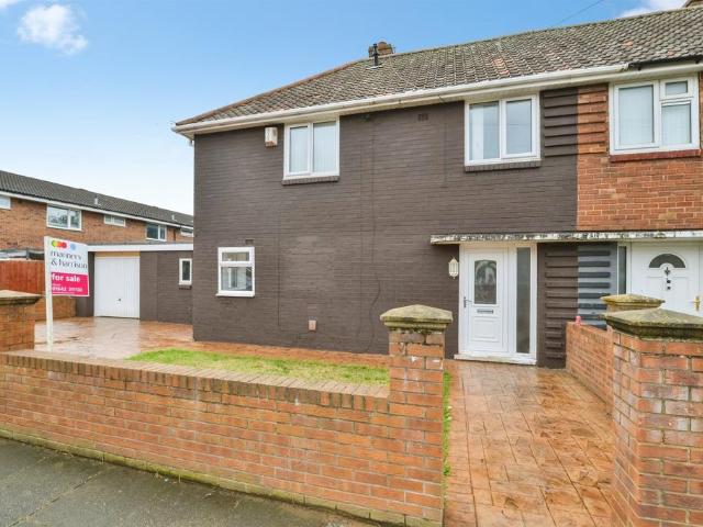 3 bedroom semi detached house for sale